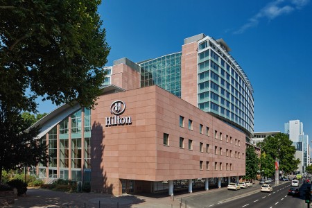 Hilton Frankfurt Front